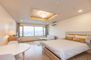 Jiny's Cozy Room